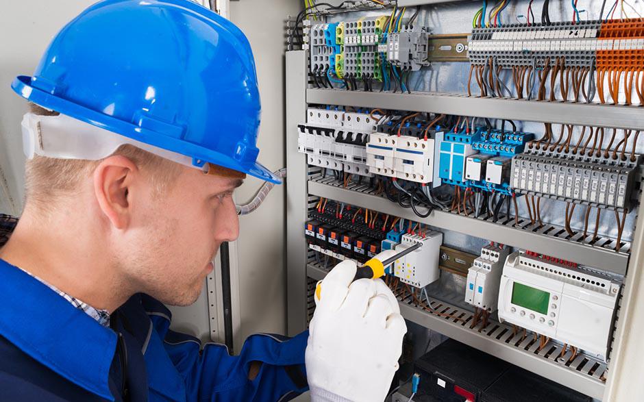 taux horaire électricien Colombes